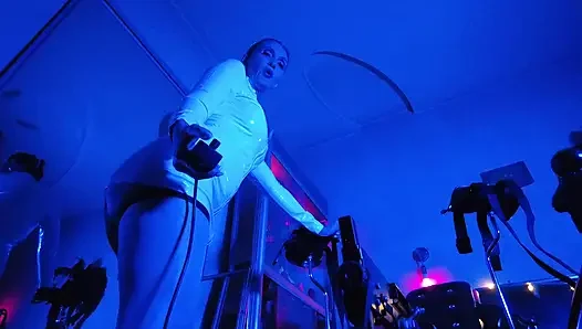 Tanrıça eva lateks domina kadın egemenliği solo fetiş oyuncakları bdsm topuklu ayakkabılar pvc büyük götlü orta yaşlı seksi kadın