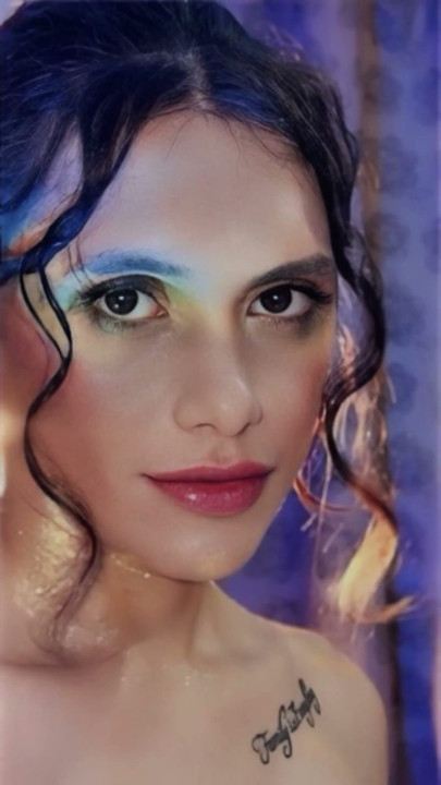 Female boy. Sensual and photogenic | Clip 2