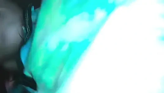 Memek becek cewek seksi ini dientot habis-habisan sama kontol besar sampai lubangnya menganga lebar