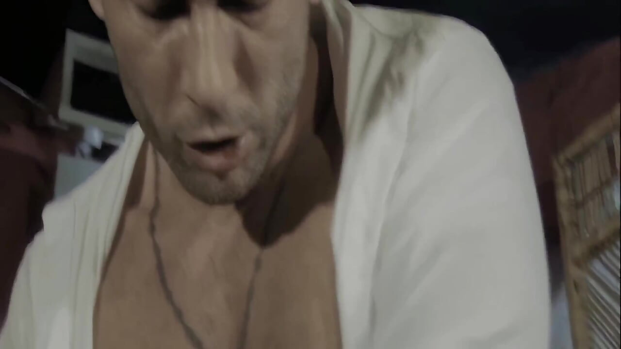 הכל בתחת לזונה האיטלקייה הזו