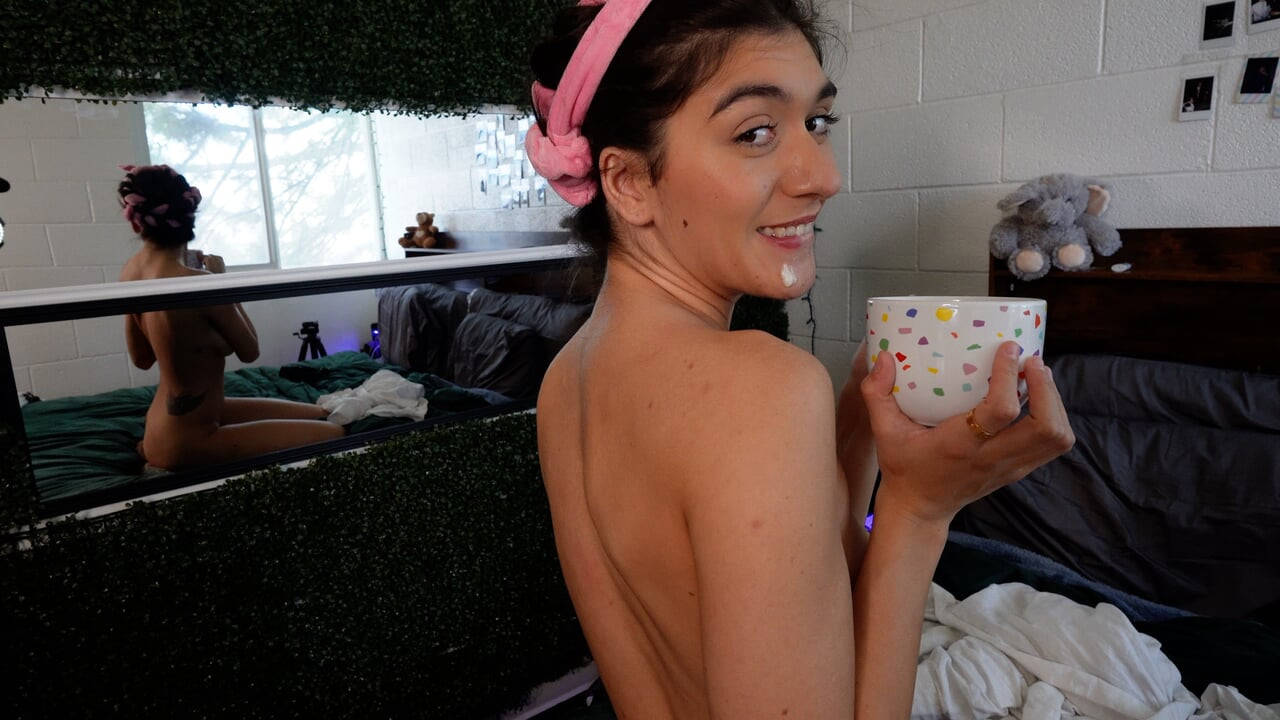 COMPLETE GIRLFRIEND EXPERIENCE: Petite Latina Bed Time Routine Aubry Babcock vol.30