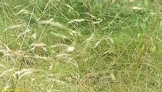 Süße schönheit dünne lange beine deutsches teen wild im freien gefickt