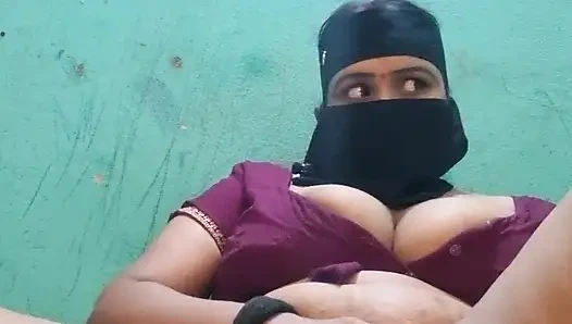 Gece geç saatlerde tek başına ruh hali sevimli ve çekici Bangla konuşması