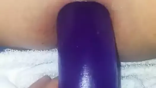 Double fun and peehole play