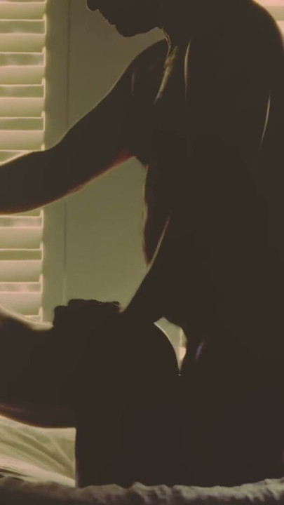 Enraptured: un scurtmetraj erotic de Carnalus Vidal și Creature Marie | Clip 1