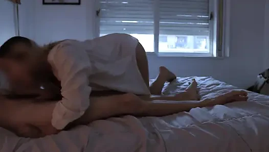 Мне удалось заполучить этого длинноволосого паренька в мою квартиру