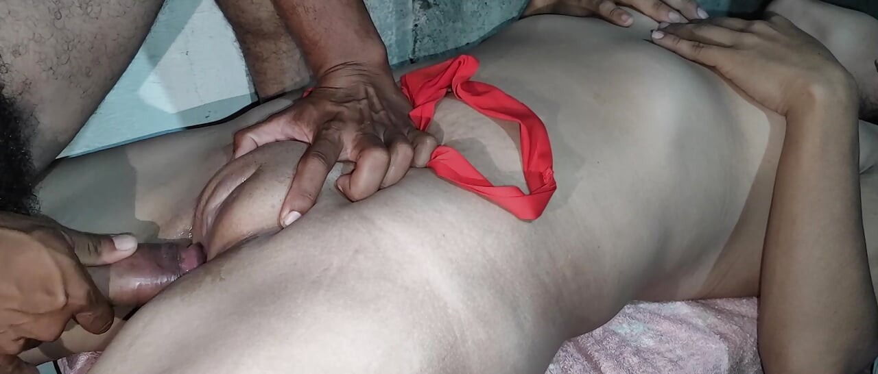Cum inside Virgin! Break my tight pussy of Indian Tamil stepsister x video