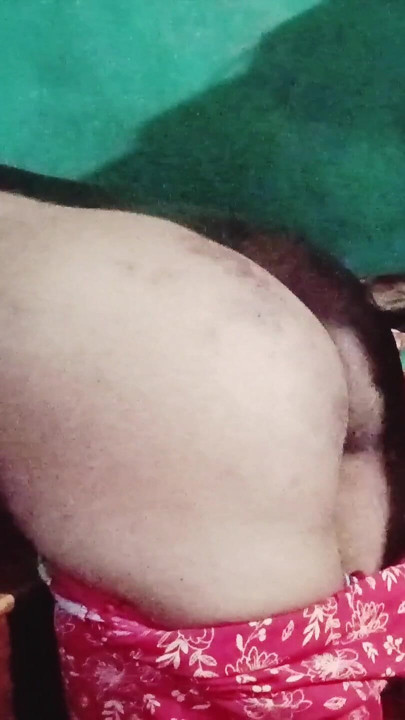 デシの義姉は自分の部屋でセックスをしました。 | クリップ 1