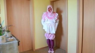 Sissy-Baby-Orgasmus in Gummihosen