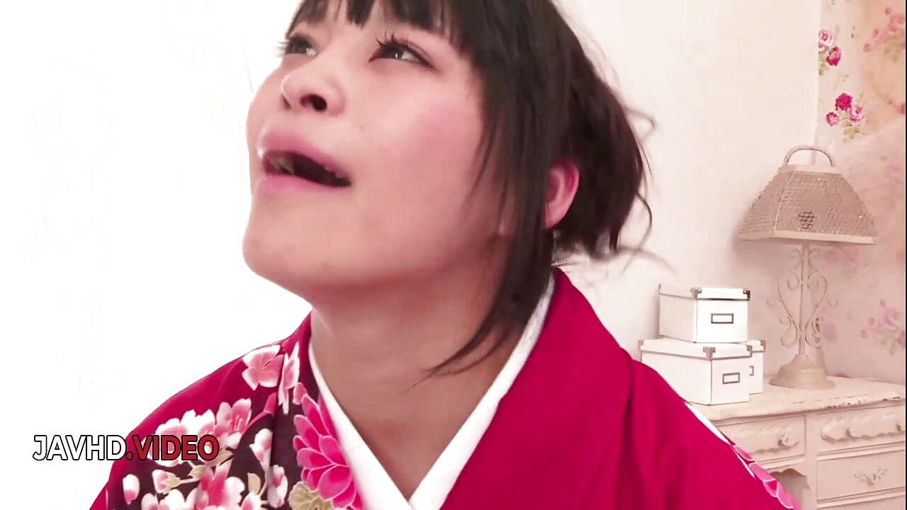 Anne'nin Japon orta yaşlı seksi kadın heyecanlı yolculuğu - ateşli grup seks ve şehvetli oral seks