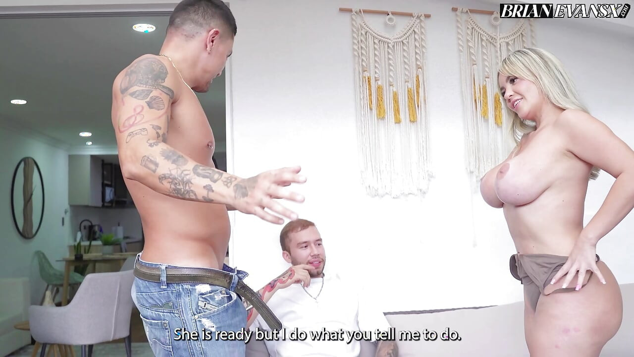 Tatiana Alvarez has a threesome with her husband, two cocks for Kourtney Love - Brian Evansx