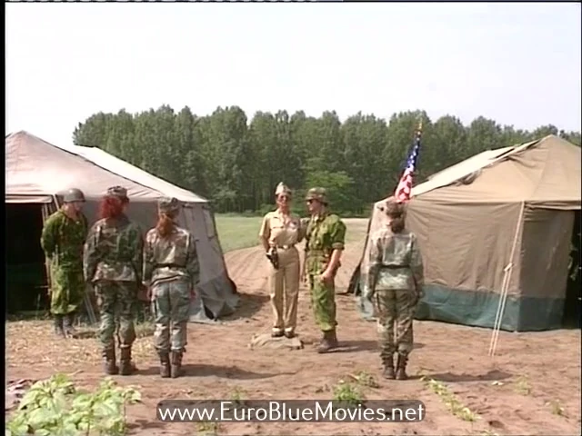 Angelica az oromkatona / Grossi Calibri al Campo Militare / War Games (1993)