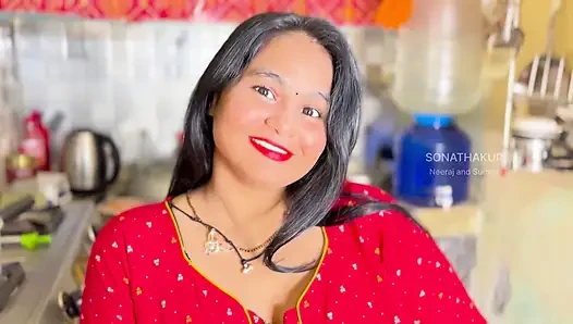Schöne mami verführt mich beim kochen in der küche - heißer sex