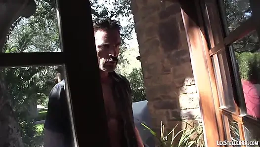 Romi rain dicrot di muka banyak banget setelah dientot habis-habisan