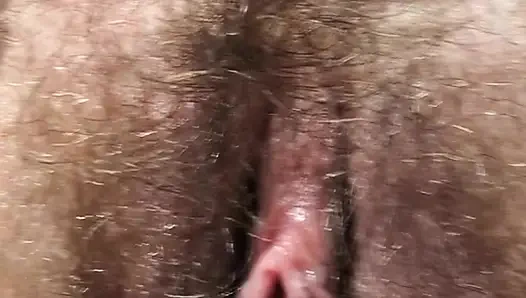 Ehefrau schickte ein video aus ihrem büro, das zeigt, wie nass sie war, sobald sie zu hause war, sie kommt so gut mit meinen 3 fingern