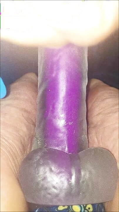Latex Gloves and Bare Feet show you How I wanna jerk your Cock