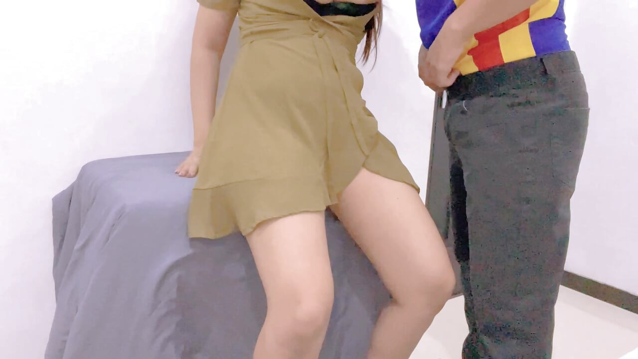 Un grup mic de oameni ajung în subsol