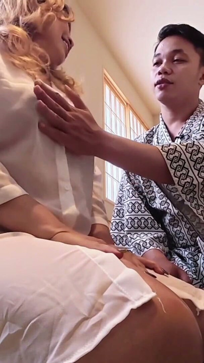 The Japanese Therapist Who Knows How to Please | Clip 1