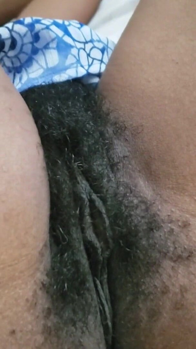 Hot Mature MILF With Curves And Natural Bedroom Energy | Clip 2