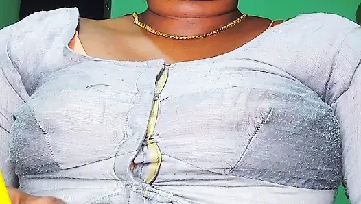 Istri india yang tukang selingkuh kavita lagi mesra-mesraan di dapur