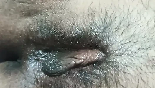 Dost ki biwi ghar pe akele gulabi panty me