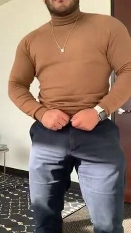 Pants off! Big bulge