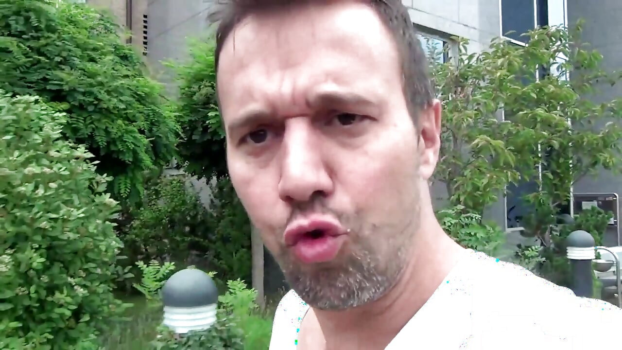 Hastanede amcık kontrolü... Üçlü amcık sikişi