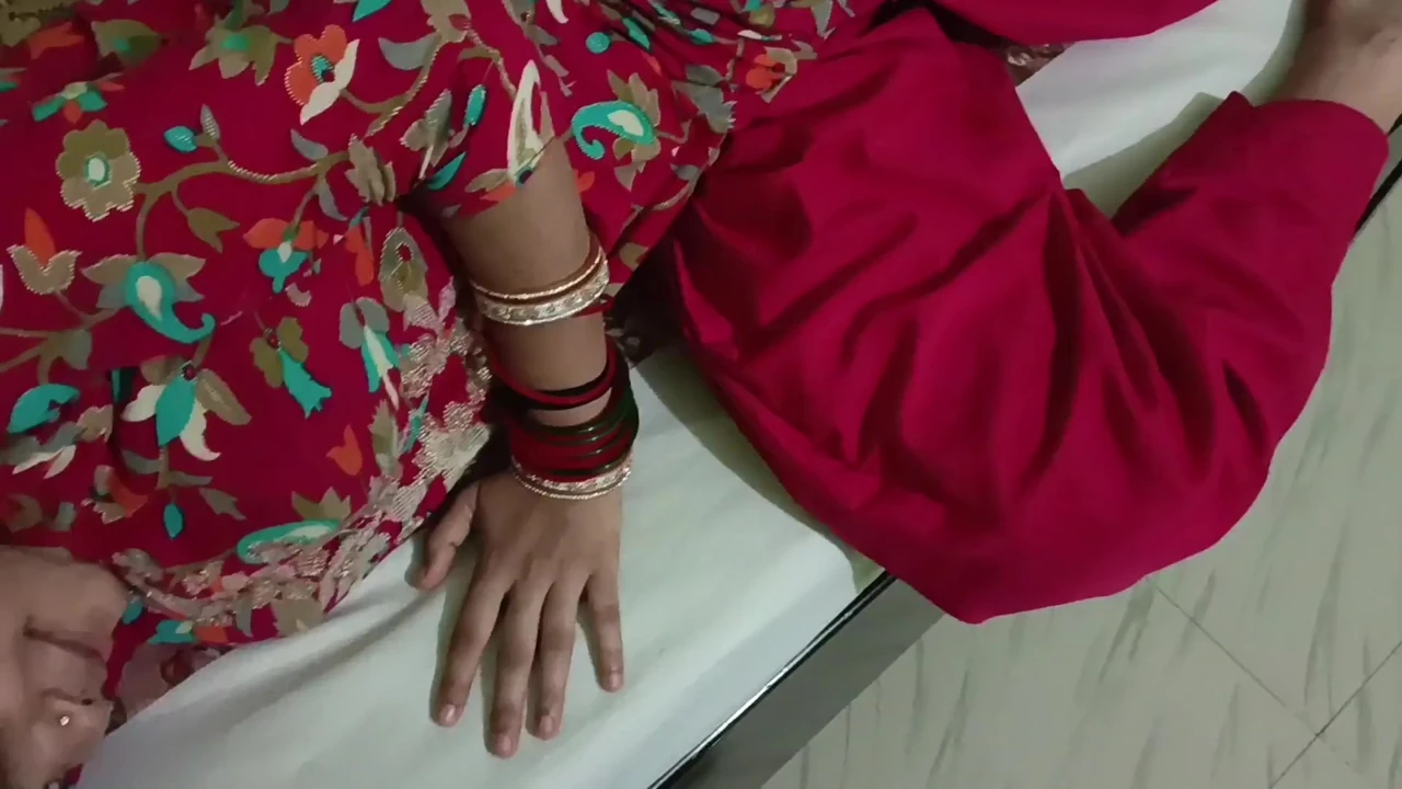 Pados ki bhabhi ke sath kiya romantic sex