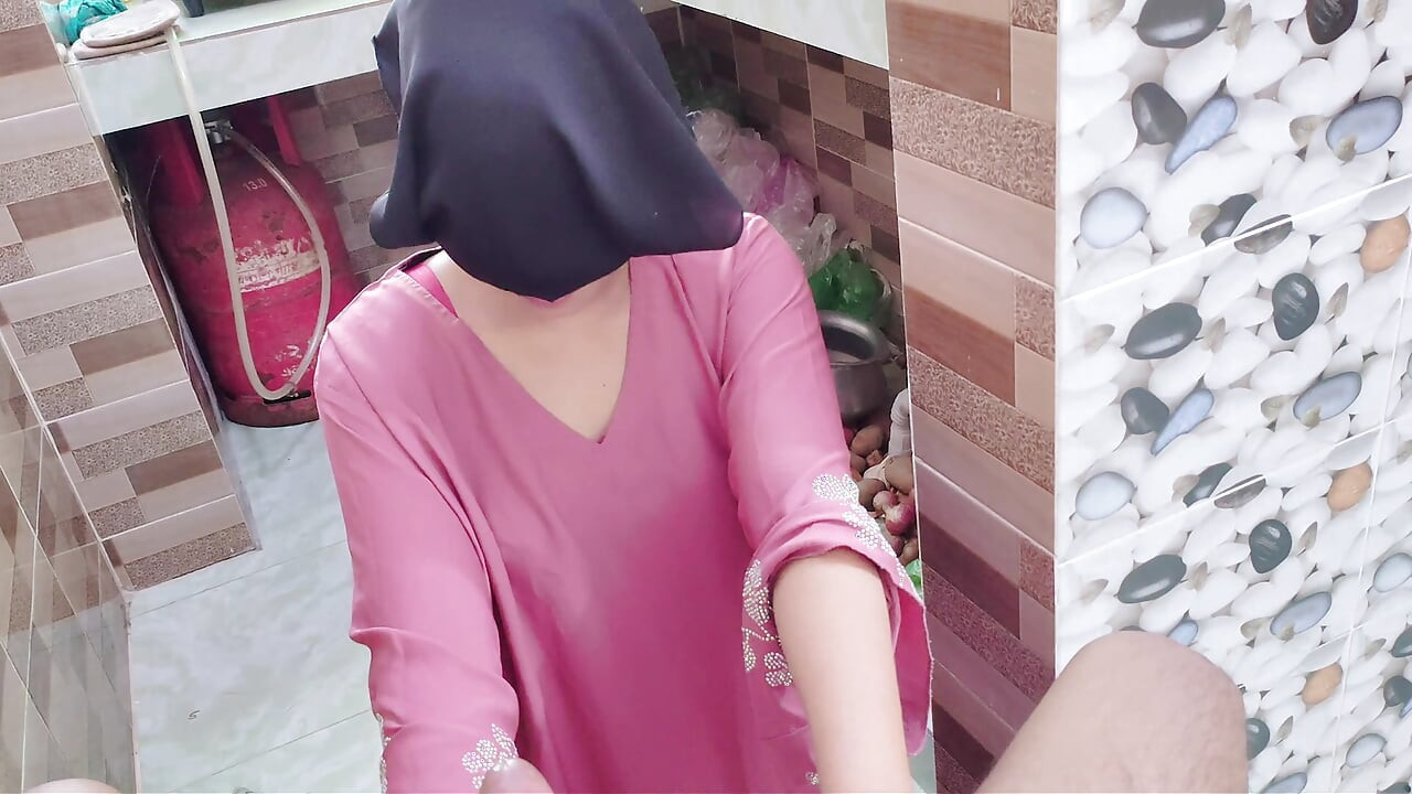 请先生再次操我紧致的阴户德西头巾女仆 Chudai Xxx