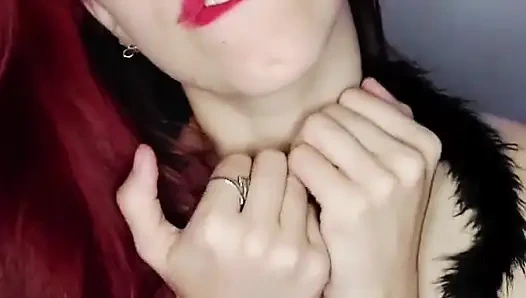 Shyyfxx kızıl saçlı sürtük sert sikişmeni istiyor