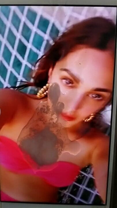 Kiara Advani cumtribute