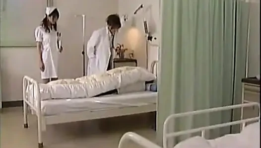 Perawat Jepang yang benar-benar menakjubkan dan dokter wanita bermain!