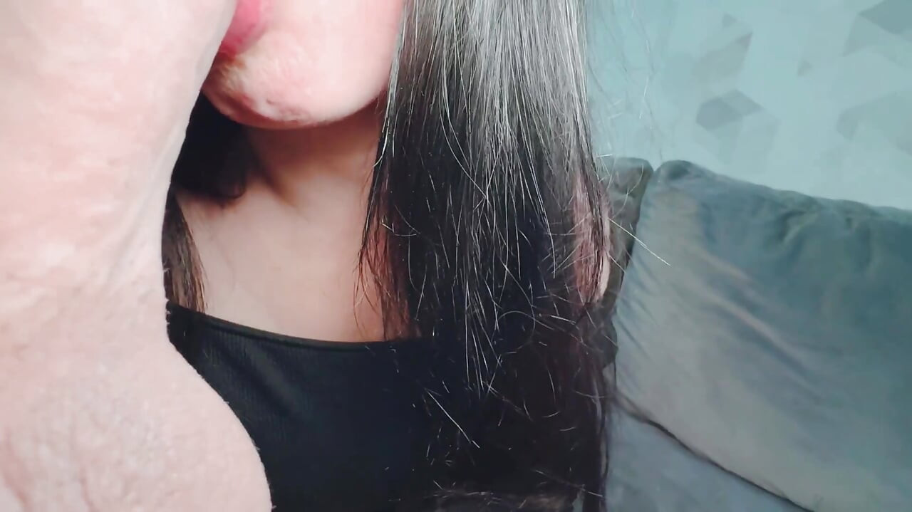 My stepsister first anal orgasm cum dripping out of her ass