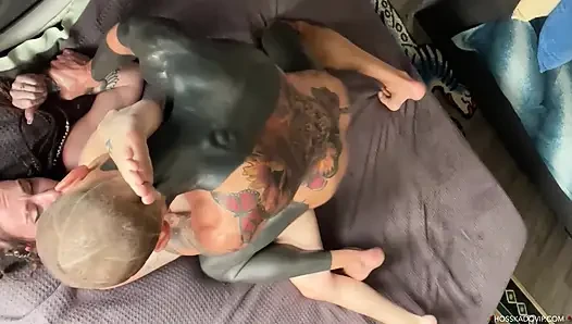 Fışkırtmalı Rus orta yaşlı seksi erkek arkadaş kız arkadaş gerçek çift seks dövmeli baba kado alt kız salem birden fazla dölleme