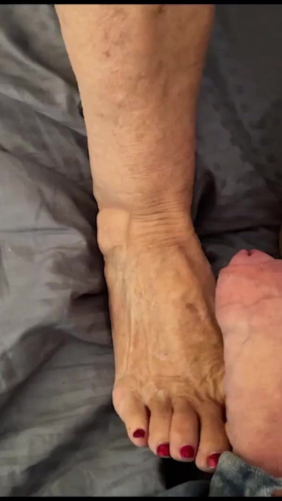 Best Foot Job With High Arches From A Super Sexy Mature Woman | Clip 2