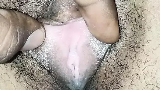 Lusty wifes Desi pussy