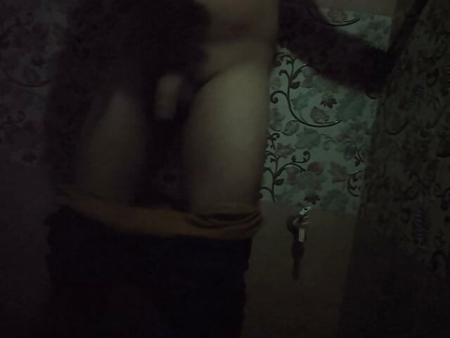 Hot brunette with photo and easy discripth