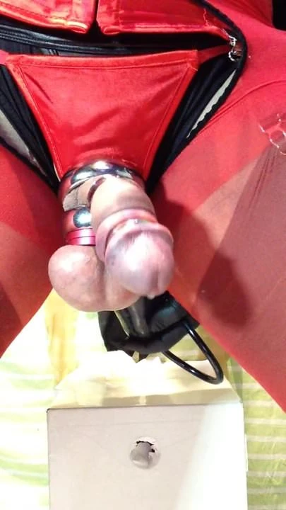 Sissy baise le trou de la chatte, jouets pour le cul gonflable 2