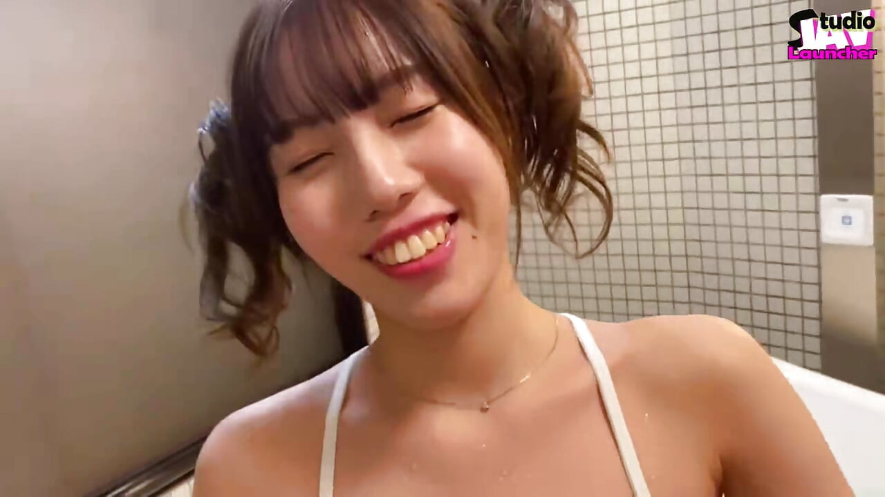 Anywhere Kiss-a Soft-lipped Beauty Turns the Whole Day Into Tongue Play Chapter-3