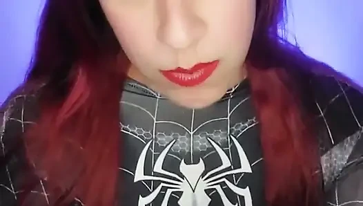 Spider-gauchi Ist Wieder Im Einsatz! Willst Du Sehen, Was Unter Meinem Superanzug Ist?
