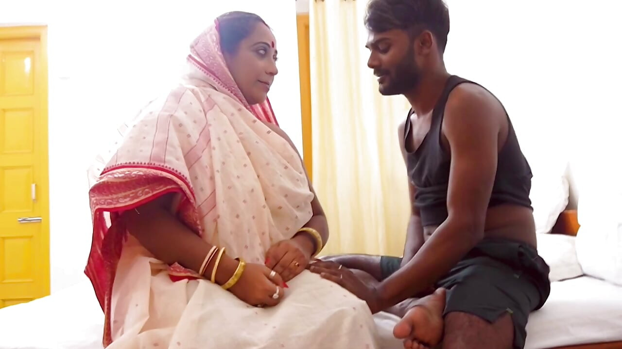 Boyfriend ne girlfriend ko pel diya