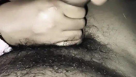 Bhabhi ne dewar ka lund chus kar uska garam gram Pani pe