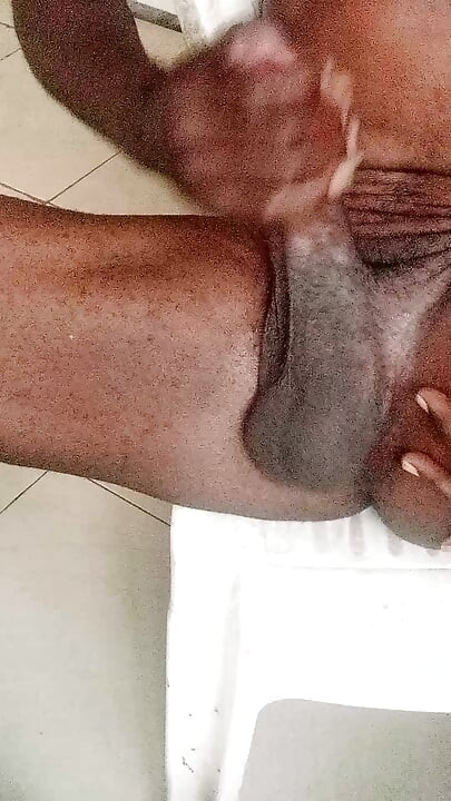 Kompilasi kontol besar pria kulit hitam dicrot sperma hangat