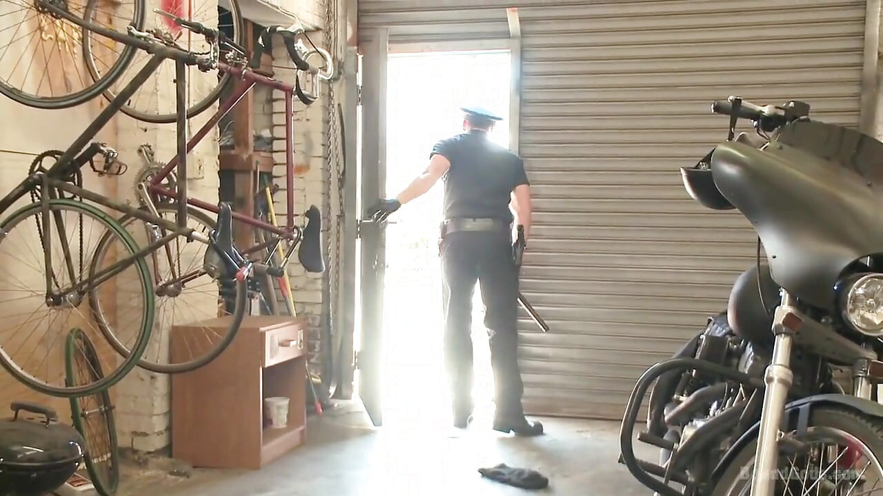 Officer Maguire I Smell Fear