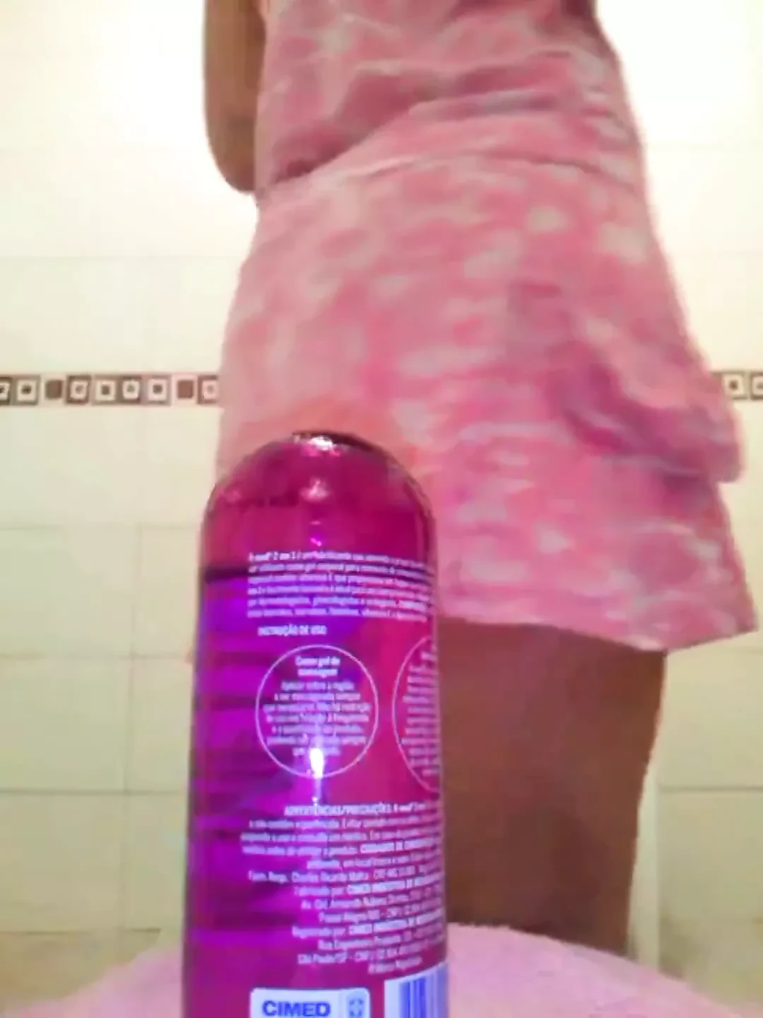 Alexxa Candy masturbándose