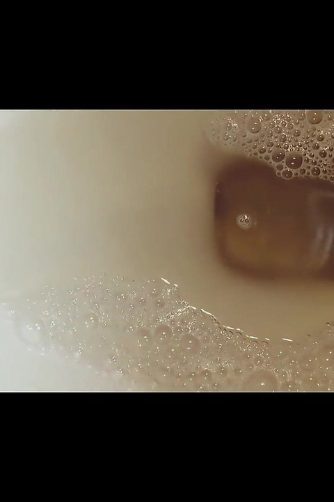 あなたのパパによるあなたのための長い曇った小便