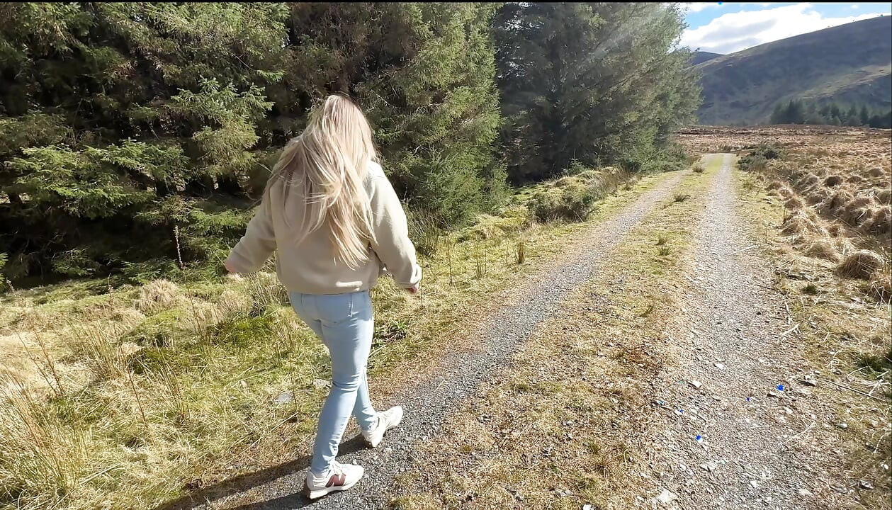 Emergency While Walking on the Public Trail but Had to Wet My Jeans