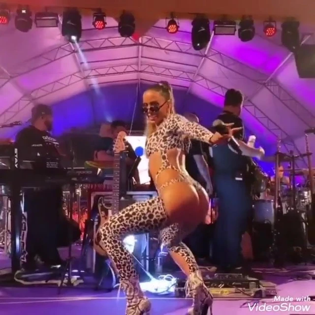 Anitta Gostosa