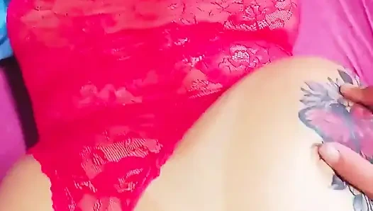 Er wartete nicht einmal darauf, ein kondom anziehen - er steckte es gut