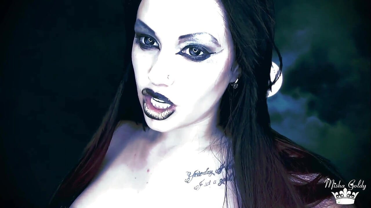 Cruel Banshee Will Eat You and Resurrect You Again and Again After You Cum in Her Mouth